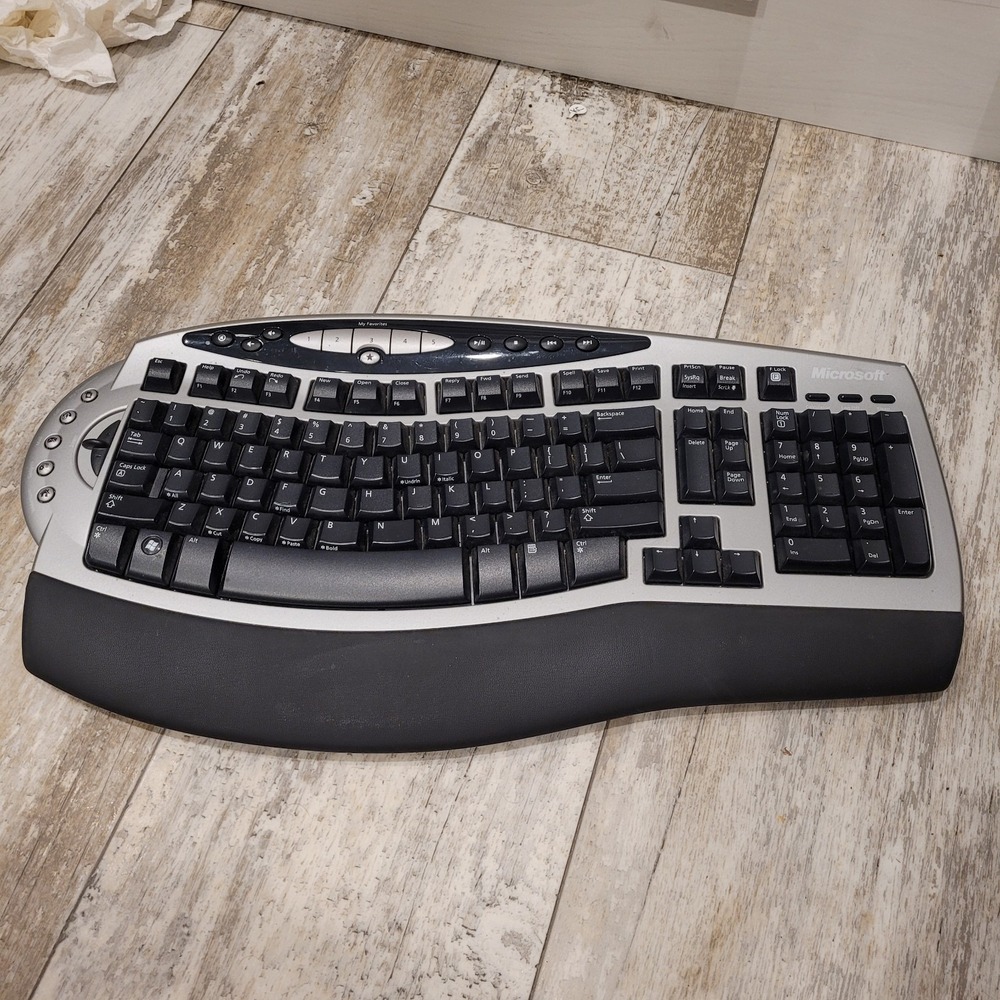 Microsoft Wireless Comfort Keyboard